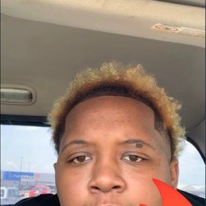 Meet your Posher, Zamari